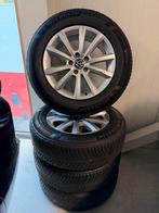 VW Tiguan Winterbanden met Velgen 215/65 R17, Banden en Velgen, 17 inch, Personenwagen, Gebruikt