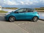 Toyota Yaris 1.0 VVT-i Comfort UNIEK / NAVI / CAMERA / WINTE, Stof, Gebruikt, Zwart, Blauw