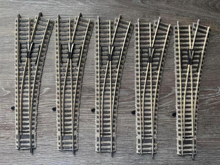 Fleischmann Profi Rails, wissels 6171W (rechts) va 11 euro, Hobby en Vrije tijd, Modeltreinen | H0, Gebruikt, Rails, Gelijkstroom