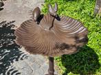 VOGELDRINKSCHAAL IN SCHELPVORM / GIETIJZER / bruin, Huis en tuin decoratie Marie, Nieuw, Info@huisentuindecoratiemarie.nl, Peize