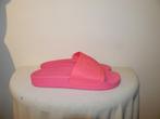 MM6 Maison martin margiela kunstof slippers band in print 40, Slippers, Mm6, Verzenden, Roze