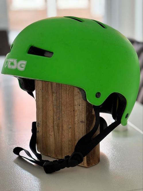 Tsg  helm maat s, Fietsen en Brommers, Fietsaccessoires | Fietshelmen, Gebruikt, Ophalen of Verzenden