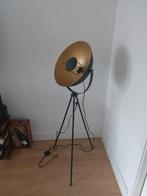 Industriële Staande Lamp - Stijlvol & Uniek!, Huis en Inrichting, Lampen | Vloerlampen, Ophalen, Zo goed als nieuw, Metaal, 150 tot 200 cm
