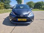Toyota Aygo 1.0 12V Vvt-i Ddrs 2015 Grijs, Voorwielaandrijving, Stof, Zwart, 4 stoelen