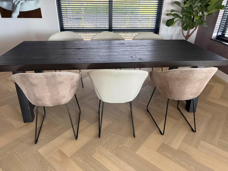 Houten Eettafel met Zes Stoelen, Huis en Inrichting, Tafels | Eettafels, Gebruikt, 100 tot 150 cm, 200 cm of meer, Vijf personen of meer