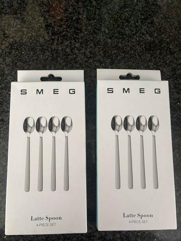 SMEG Latte Lepels - 2 Sets! beschikbaar voor biedingen