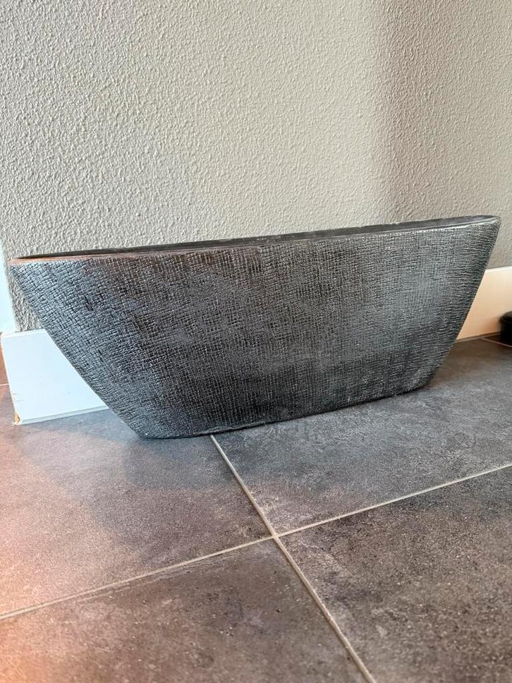 Grijze Bloempot - Stijlvol & Duurzaam, Tuin en Terras, Bloembakken en Plantenbakken, Gebruikt, Beton, Binnen, Minder dan 30 cm