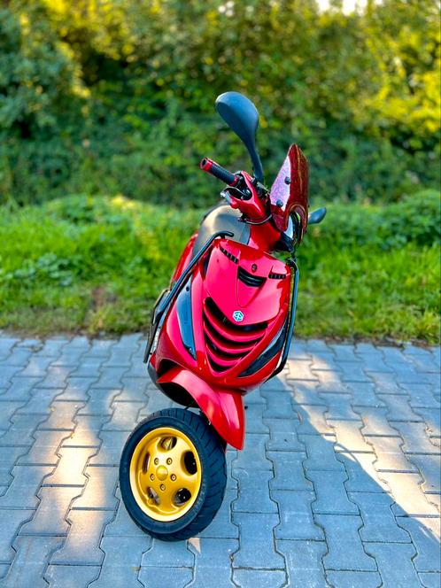 Volle Piaggio zip 183cc Ac 2002 in onderdelen ! Of compleet, Fietsen en Brommers, Scooters | Piaggio, Zo goed als nieuw, Zip, Ophalen of Verzenden