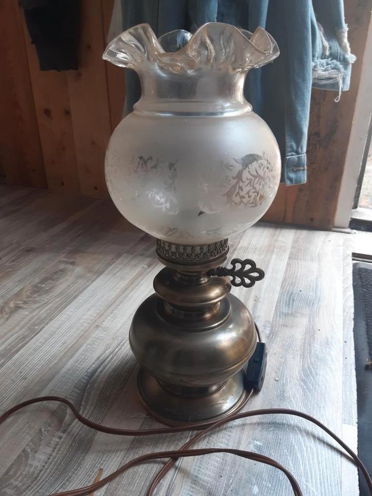 Elektrische Olielamp met Bloemmotief, Antiek en Kunst, Antiek | Lampen, Ophalen