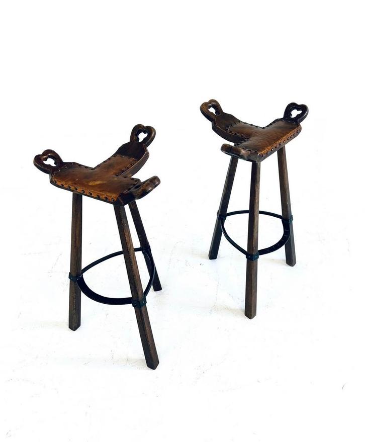 2x ‘Marbella’ barkruk, Spanish stool, Conoform ‘60, Huis en Inrichting, Barkrukken, Zo goed als nieuw, 60 tot 90 cm, Hout, Leer