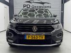 Volkswagen T-Roc 1.5 TSI Style - Camera - ACC - LM Velgen -, Stof, 4 cilinders, 150 pk, Zwart