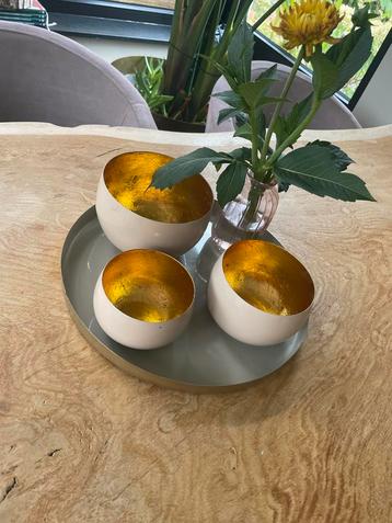 Gouden Schalen Set - Decoratief beschikbaar voor biedingen