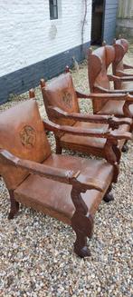 4 oude stoelen leren bekleding. Samen €400., Ophalen