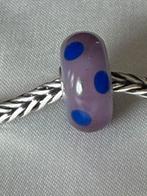 Mooie originele Trollbeads kraal, paars met blauwe stippen, Sieraden, Tassen en Uiterlijk, Bedels, Ophalen of Verzenden, Zo goed als nieuw