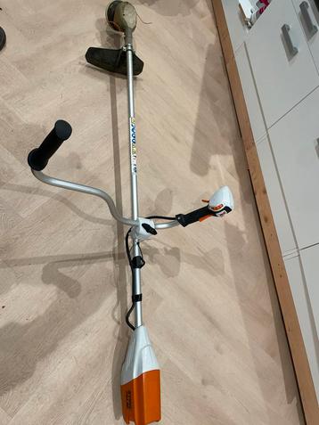 Stihl FSA 90 Accu Bosmaaier zonder accu en oplader beschikbaar voor biedingen