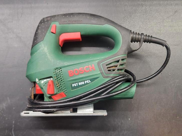 Bosch decoupeerzaag PST 800 PEL met veel zaagjes, Doe-het-zelf en Verbouw, Gereedschap | Zaagmachines, Gebruikt, Decoupeerzaag