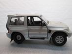 mitsubishi pajero no 1, Hobby en Vrije tijd, Modelauto's | 1:43, Ophalen of Verzenden, Zo goed als nieuw, Auto, Overige merken