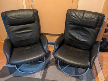 2 comfortabele relax stoelen die je kan uitklappen ZGAN! beschikbaar voor biedingen
