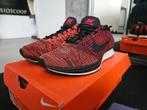 Nike Flyknit racer 42.5 "University Red/Black", Zwart, Nike, Ophalen of Verzenden, Sneakers of Gympen