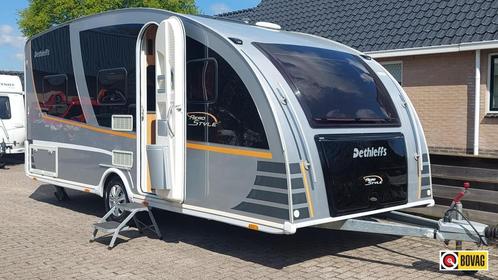 Dethleffs Aero Style 520 DB incl. Unico Voortent, Caravans en Kamperen, Caravans, Bedrijf, tot en met 4, 1000 - 1250 kg, Rondzit