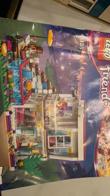 Lego friends popsterhuis 41135 beschikbaar voor biedingen