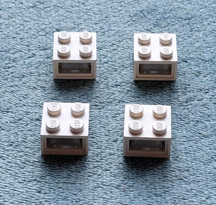 Lego (trein) 12 Volt verlichting blokjes / 2x2x1 steent Wit., Kinderen en Baby's, Speelgoed | Duplo en Lego, Nieuw, Lego, Losse stenen