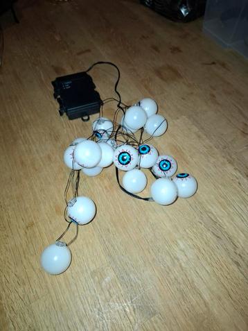Halloween Lampjes Ogen - Blauw Licht & Timer beschikbaar voor biedingen