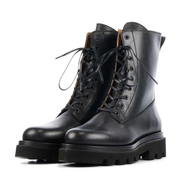 Toral chelsea boots / laarsjes maat 38 zwart, Kleding | Dames, Schoenen, Zo goed als nieuw, Lage of Enkellaarzen, Zwart, Verzenden