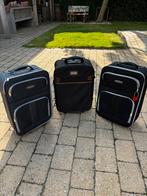 Drie trolley’s reis-trekkoffers.€10 p/s €20 alle drie, Uitschuifbare handgreep, Gebruikt, 50 tot 60 cm, Hard kunststof