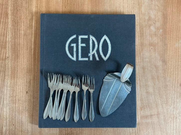Gero Zilmeta 581- Visgraat - korte gebakschep + 10 vorkjes, Antiek en Kunst, Antiek | Bestek, Ophalen of Verzenden
