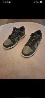 Nike Dunk Low - Groen, Kleding | Dames, Schoenen, Overige kleuren, Nike, Nieuw, Ophalen of Verzenden