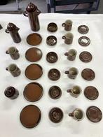 Leoni Müller Vintage jaren 70 koffie thee servies, Ophalen of Verzenden, Zo goed als nieuw, Overige stijlen, Kop(pen) en/of Schotel(s)