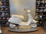 Vespa Sprint Justin Bieber edition (aanbieding!), Fietsen en Brommers, Scooters | Vespa, Nieuw, Benzine, 50 cc, Vespa S