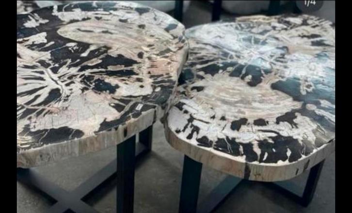 Versteend houten tafels met degelijk gepoedercoat onderstel, Huis en Inrichting, Tafels | Salontafels, Nieuw, Minder dan 50 cm