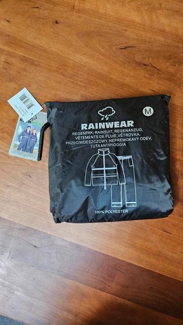 Regenpak van RainWear- Maat M - Nieuw beschikbaar voor biedingen