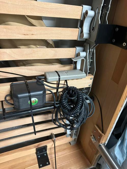 Ikea sultan 1 persoonsbed bed 90 x 200 elektrisch verstelb, Huis en Inrichting, Slaapkamer | Bedden, Gebruikt, Eenpersoons, 90 cm