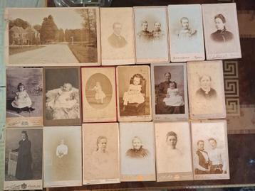 Partij oude foto's  beschikbaar voor biedingen