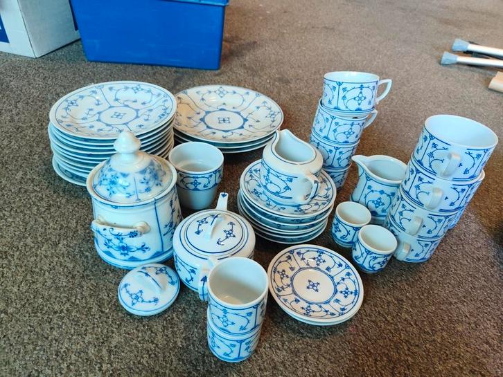 Antiek servies Jäger uit jaartal 1859, Antiek en Kunst, Antiek | Servies compleet, Ophalen