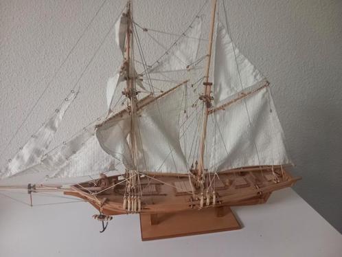 51 cm zeilboot 
Zelf gemaakt modelbouw, Hobby en Vrije tijd, Modelbouw | Boten en Schepen, Zo goed als nieuw, Overige merken, Ophalen