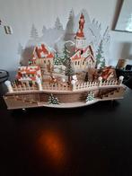 Leuk houten kerstlandschap met muziekbox en verlichting en, Ophalen