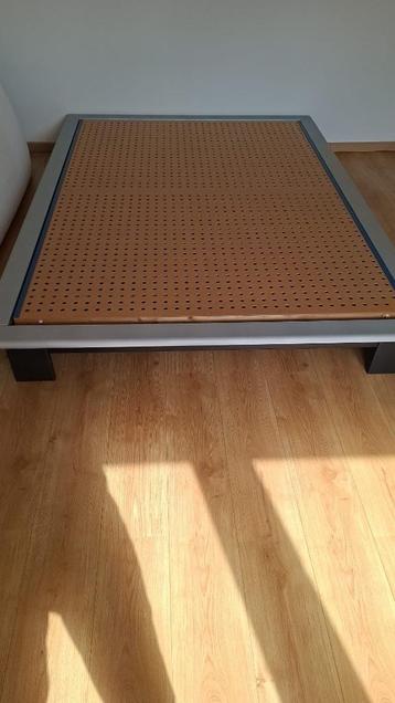 2-persoons bed 