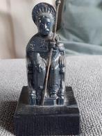 Religieus beeldje zittende  "Christus", Ophalen of Verzenden, Zo goed als nieuw, Beeld(je)