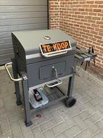 barbecue op houtskool, Tuin en Terras, Houtskoolbarbecues, Ophalen, Zo goed als nieuw, Met accessoires