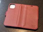 OCASE iPhone 13 Hoesje Retro Burgundy - Nieuw, Ophalen of Verzenden, Nieuw, IPhone 13, Hoesje of Tasje