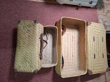 Oldtimer reiskoffers compleet met bagageriem, 2stuks beschikbaar voor biedingen