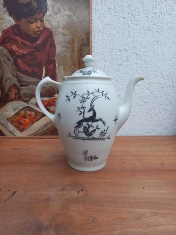 Mosa Maastricht theepot. Hert. Koffiepot. Art Deco beschikbaar voor biedingen