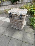Rieten Mand met Deksel - 35x45x60 cm, Huis en Inrichting, Woonaccessoires | Kisten, Ophalen, Overige materialen, Minder dan 50 cm