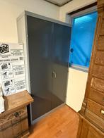 Degelijke metalen kast / archiefkast / locker, Ophalen, 50 tot 100 cm, Zo goed als nieuw, 150 tot 200 cm