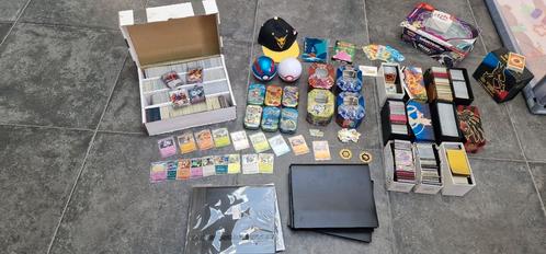 Grote verzameling pokemon kaarten 4500+- met extra, Hobby en Vrije tijd, Verzamelkaartspellen | Pokémon, Zo goed als nieuw, Meerdere kaarten