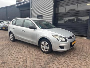 Hyundai i30 1.4i i-Drive AIRCO | STUURBEKRACHTING | ELEK RAM beschikbaar voor biedingen
